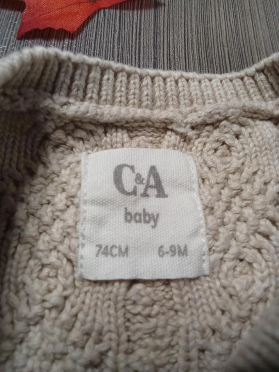 Beautiful beige sleeveless C&A sweater 6-9 months – photo 7
